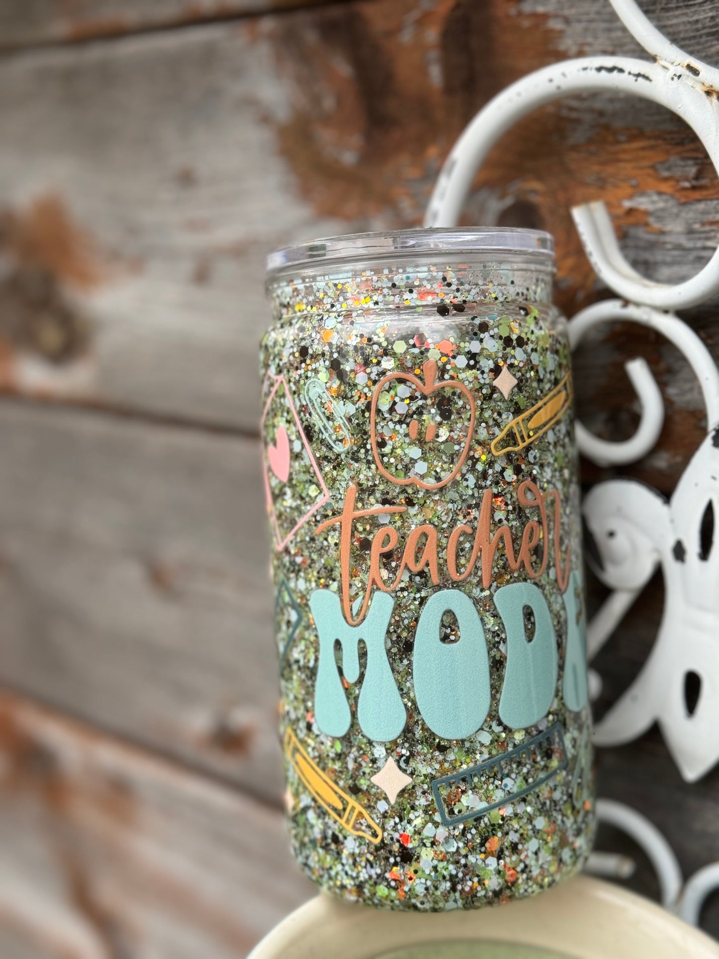 🍎 “Teacher Mode” 16oz/473ml Snow Globe Tumbler