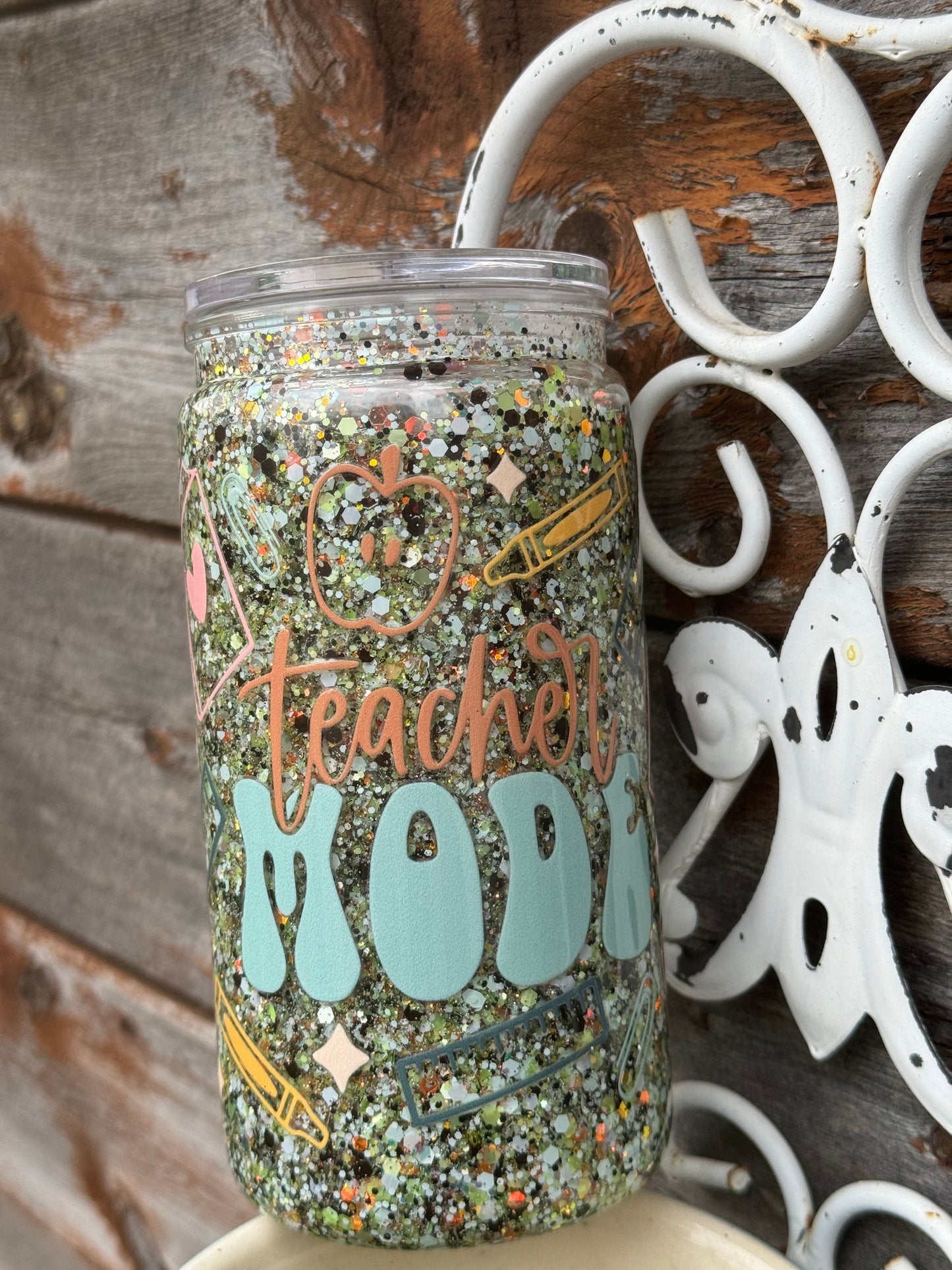 🍎 “Teacher Mode” 16oz/473ml Snow Globe Tumbler