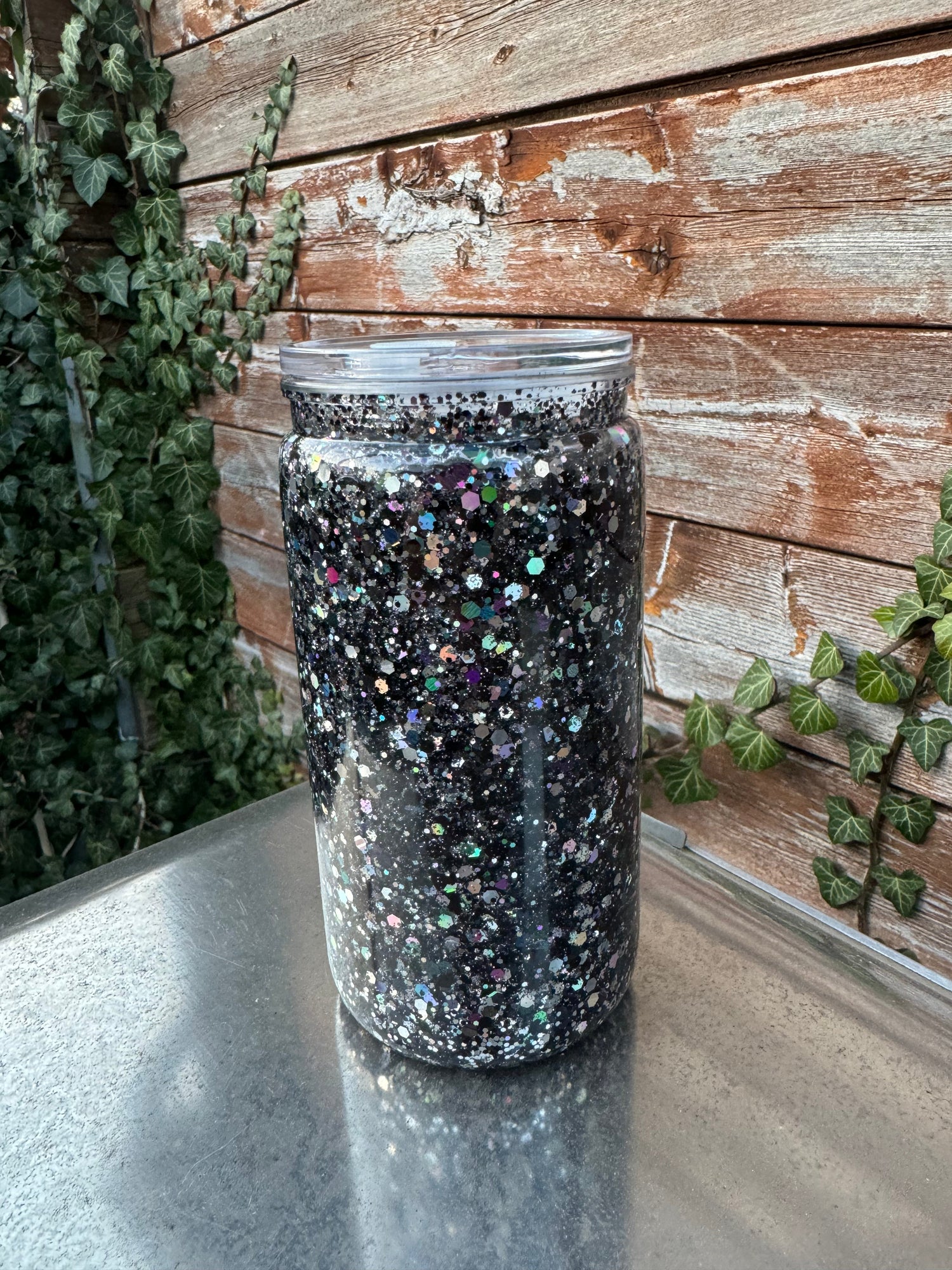 Snowglob Tumbler 16 Oz