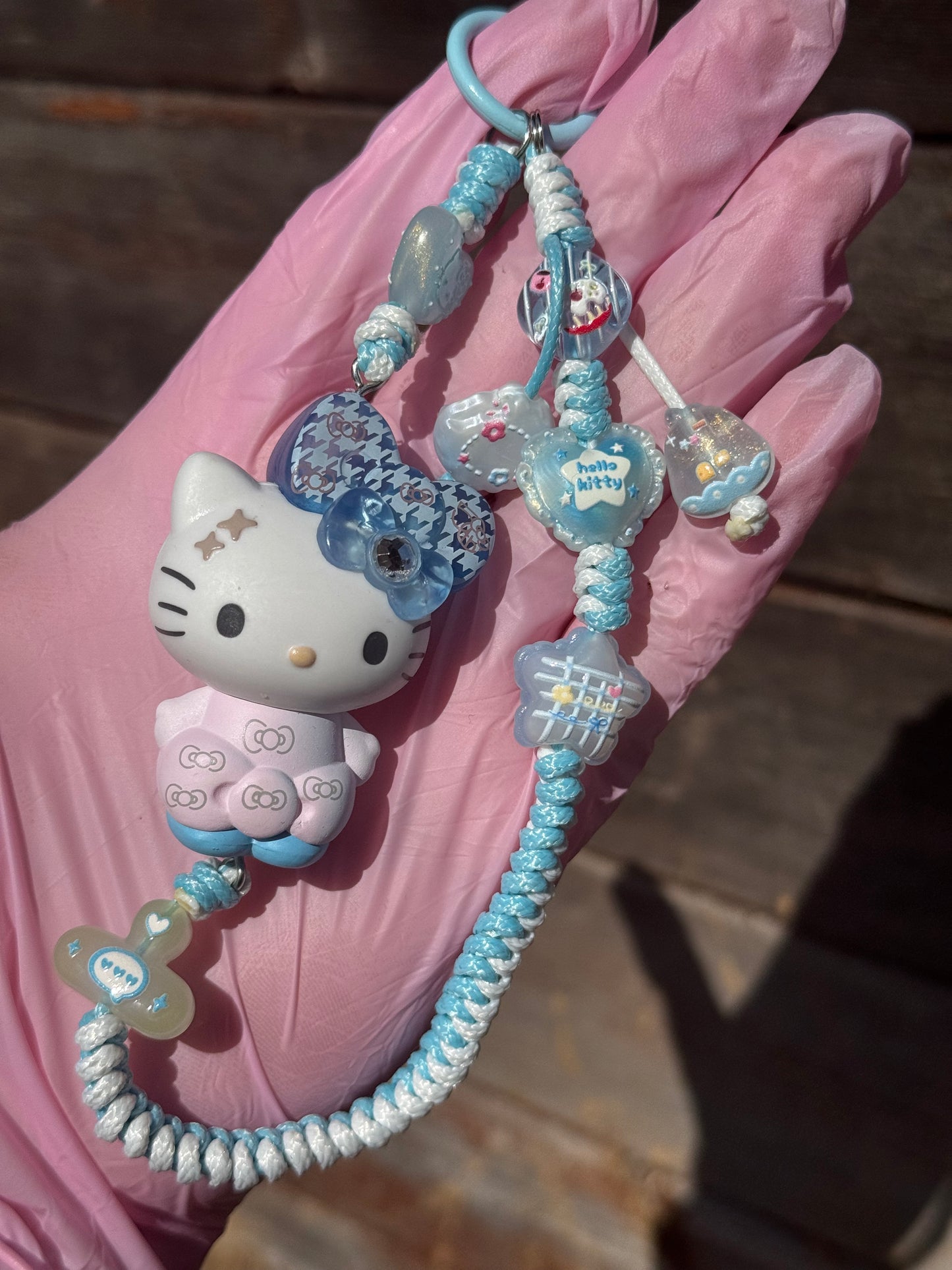 Hello Kitty Blue Beaded Bag Charm & Keychain 🩵🎀